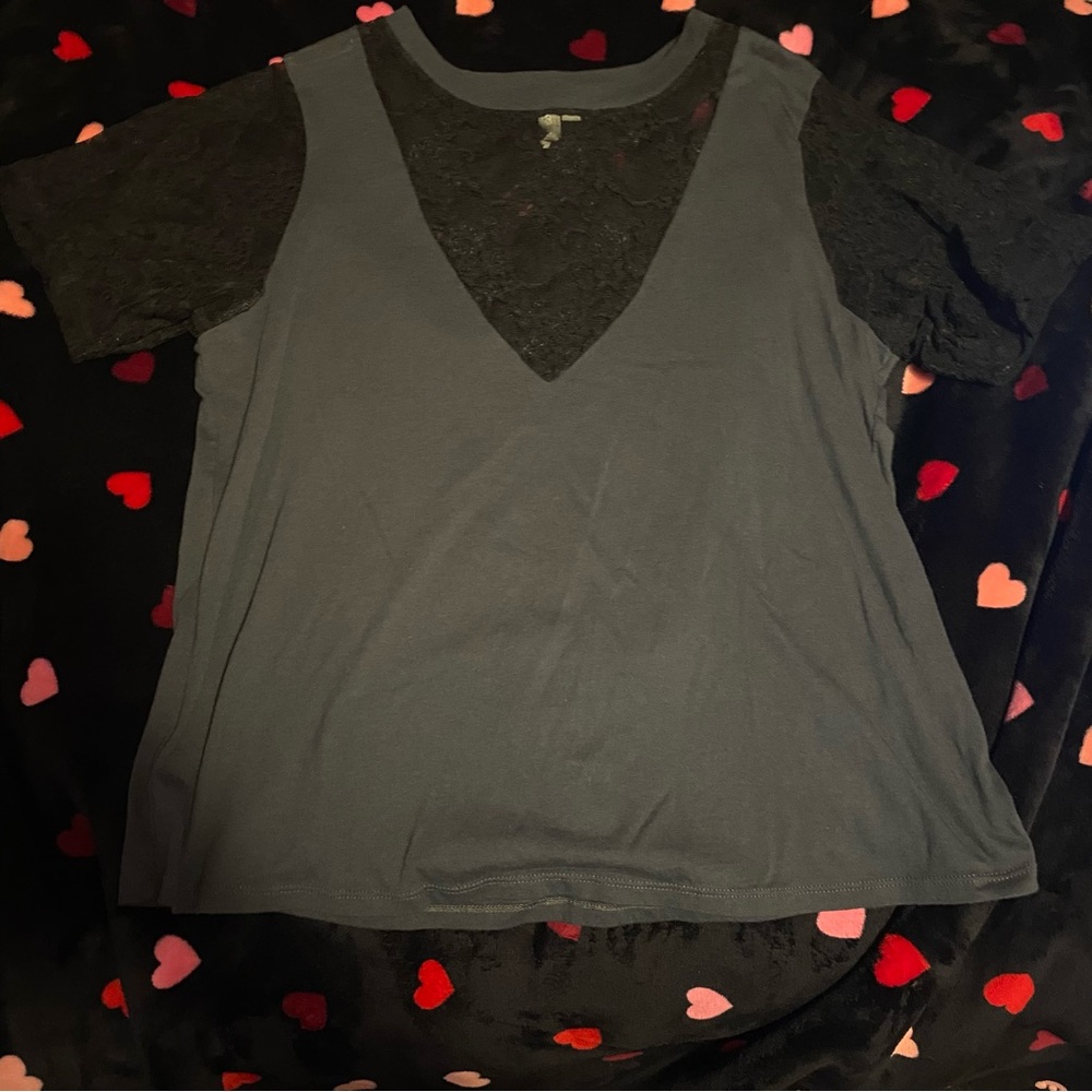 ASOS Grey with Black Lace sleeve tee - size 8 - new without tags